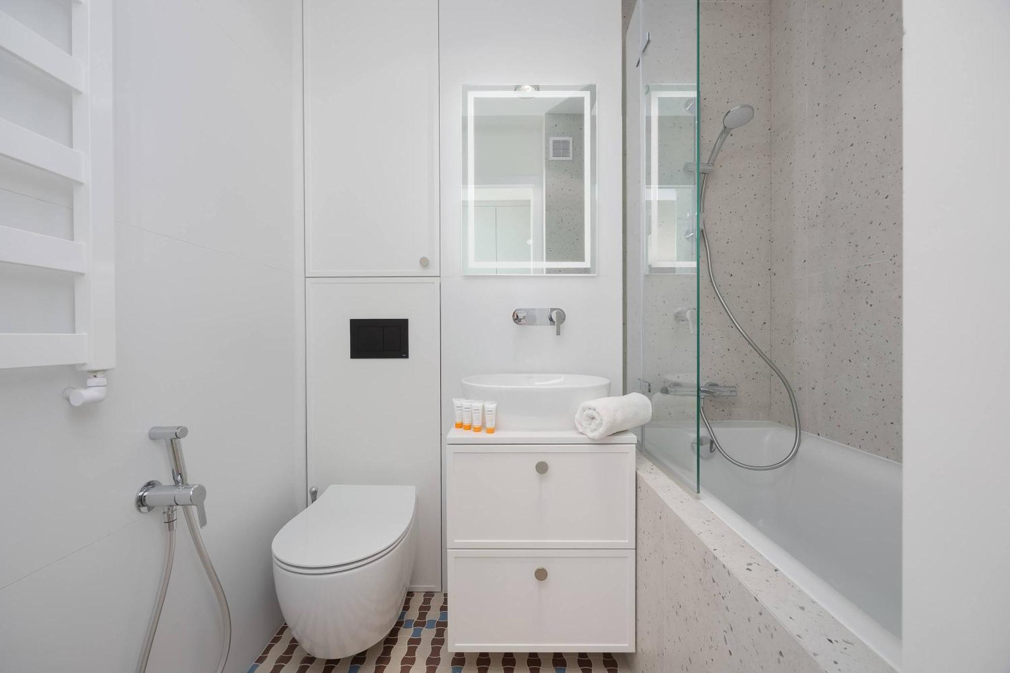 Bright Cityview With Ac Near Pge Narodowy By Renters Warszawa